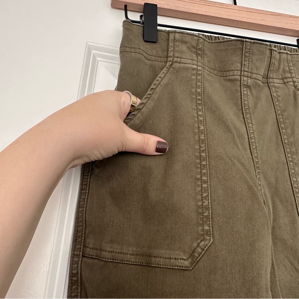 Spanx (XS) Olive Green Cargo Jogger in Stretch Twill High Rise Pants- Utility - Picture 8 of 12